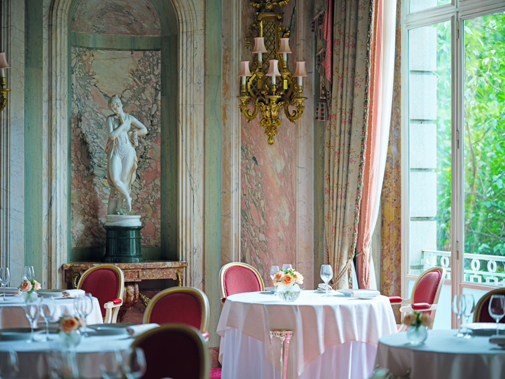 The Ritz Restaurant table
