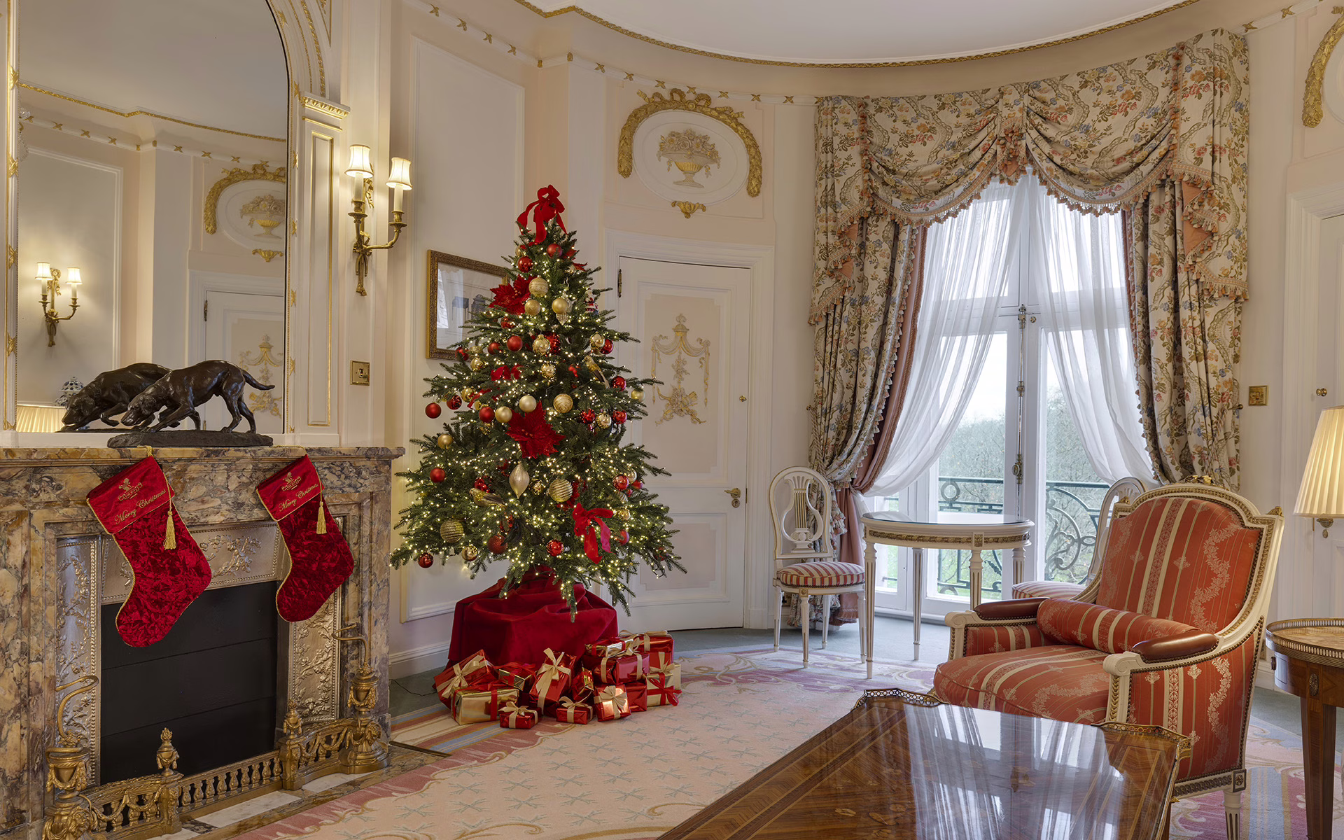 A Christmas Stay at The Ritz