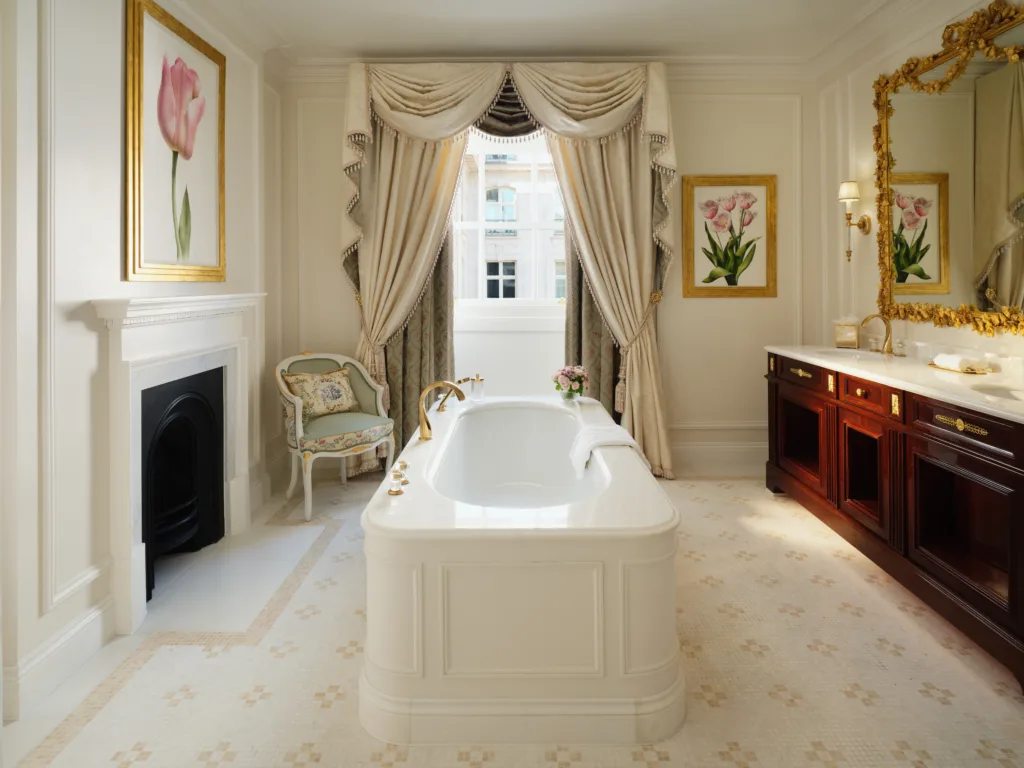The Arlington Suite
