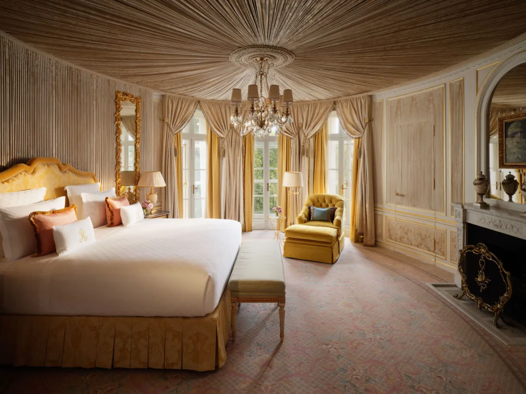 The Royal Suite Bedroom