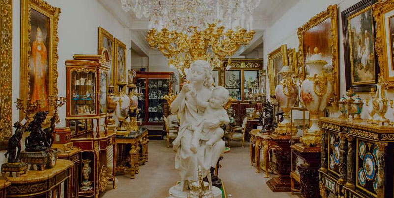 Antiques inside Mayfair Gallery