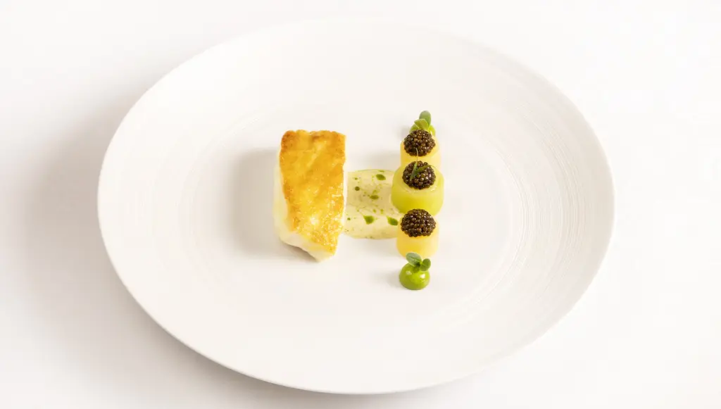 Cornish-Turbot-Cucumber-and-Oscietra-Caviar
